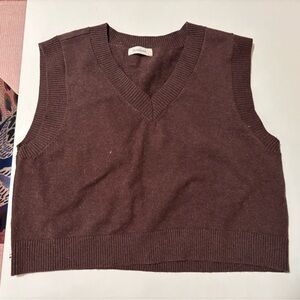 Glassons V-Neck Sweater Vest in Rich Brown